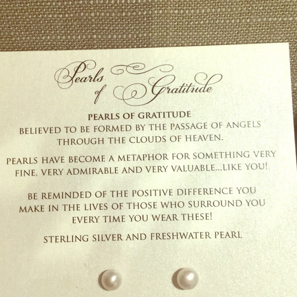 Fresh water pearl earrings - Picture 1 of 1